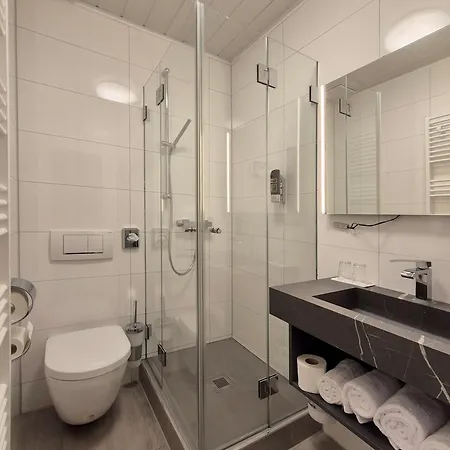 Maeuerle 3*