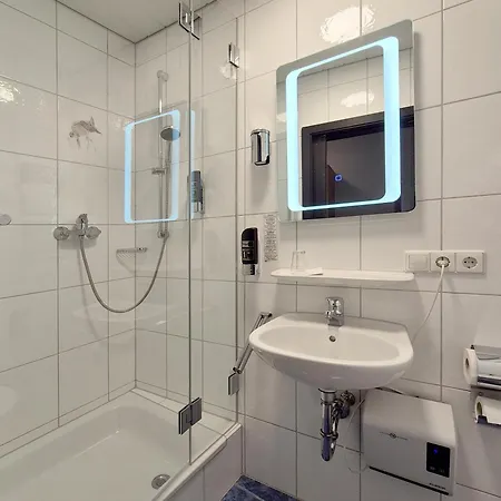 Hotel Maeuerle 3*