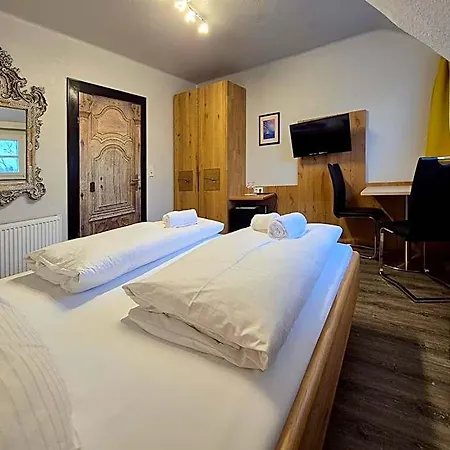 Maeuerle Hotel