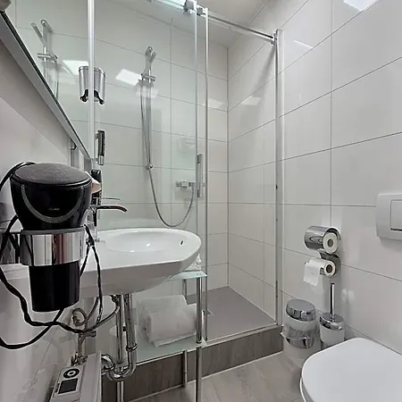 Maeuerle Otel 3*
